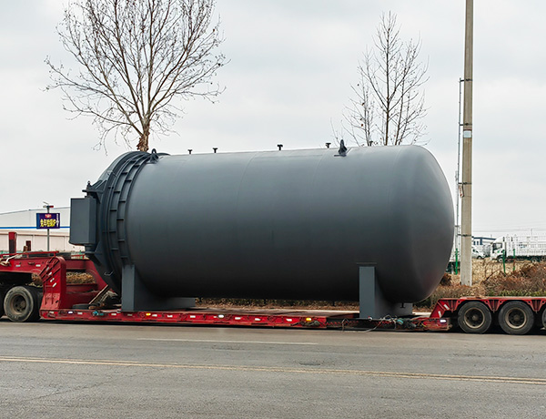 温度均匀液压开门硫化罐