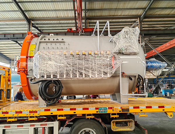 小型自行车热压罐